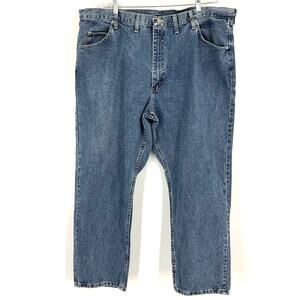Wrangler Men’s Relaxed Fit Straight Leg Jeans Blue Size 44x30